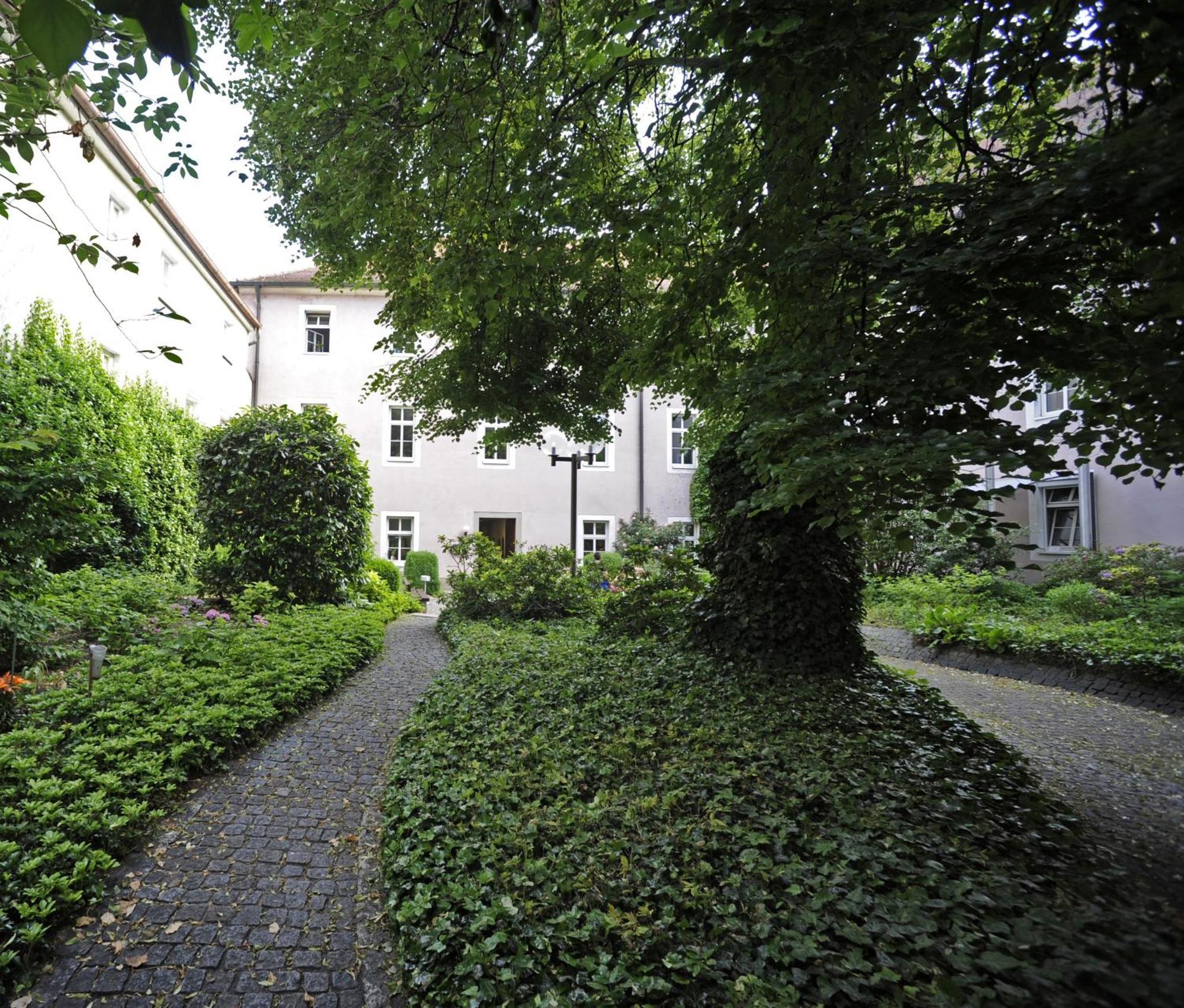 Gaestehaus Der Katholischen Akademie Hotell Regensburg Eksteriør bilde